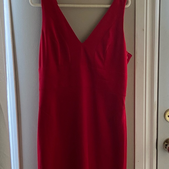 Laura Dress Sz 12 Red knee length - Picture 7 of 7